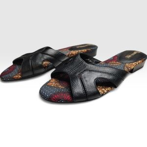 Kenneth Cole Women's Black Leather Sandals - 9.5